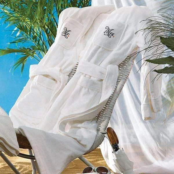 "Mr. + Mrs." Bathrobes "Mrs." Bathrobe (Pack of 1) Elegant Satin Robe