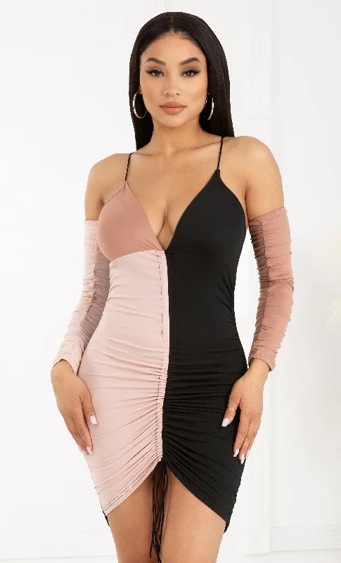 Y2K Bae Long Sleeve Sleeveless Spaghetti Strap Multi Color Block Pattern Casual Beige Brown Black Ruched V Neck Bodycon Mini Dress Best mini dresses for curvy figures