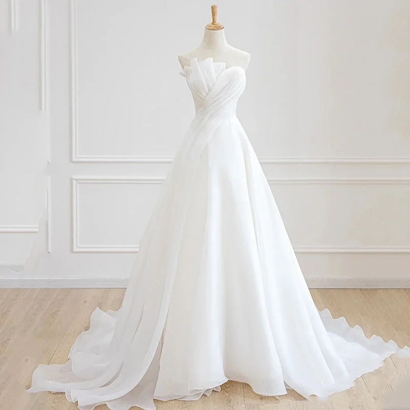 Draped Asymmetric Neckline A-line Wedding Dresses Sweep Train for Petite Brides Ruffled Wedding Dress