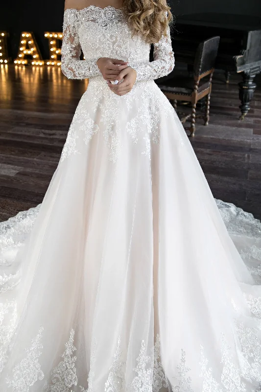 Long Sleeves A-line Off Shoulder White Wedding Dress with Lace Sleeveless Bridal Gown