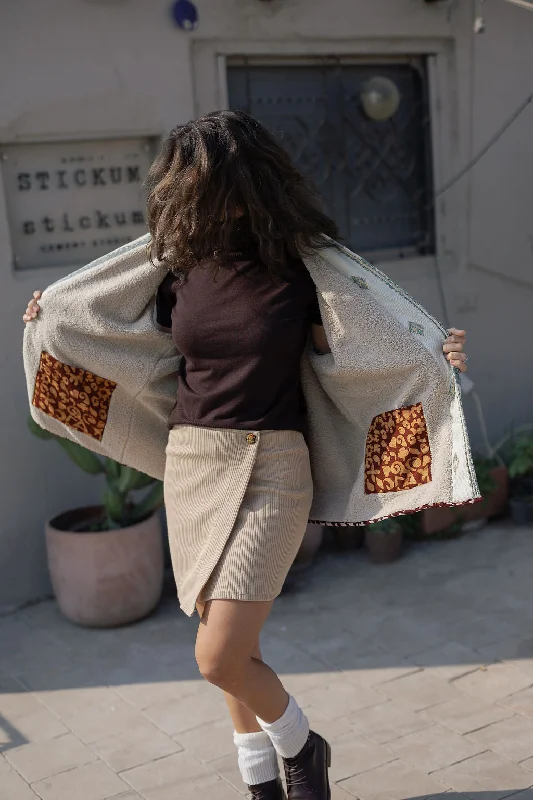 Better days Mini Skirt Beige Skirt with Buttons