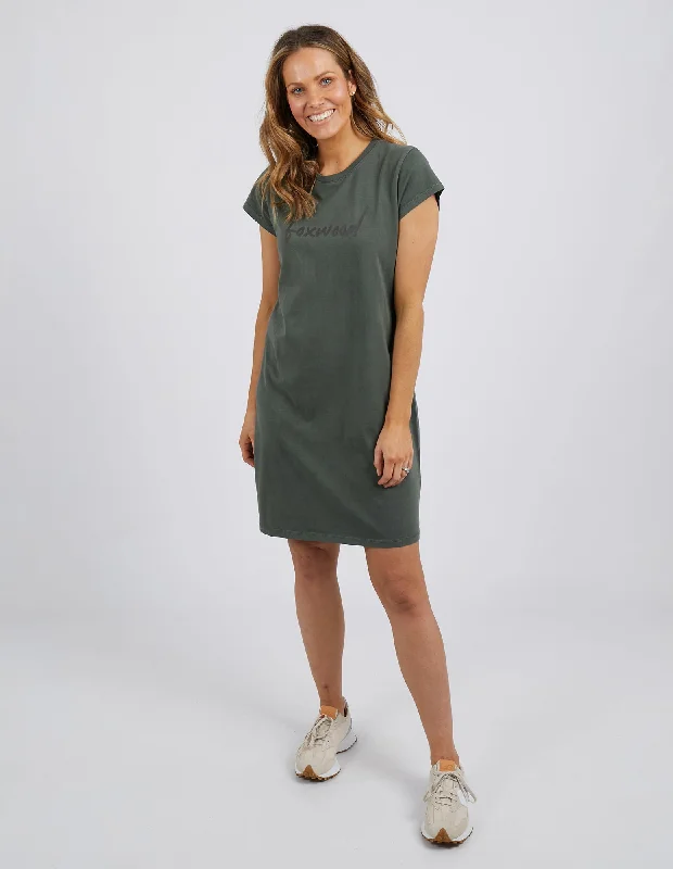 Foxwood Signature Tee Dress Khaki Date night unclassified dresses