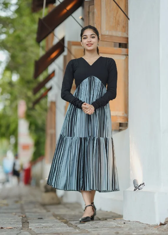 Striped Elegance Color block unclassified dresses